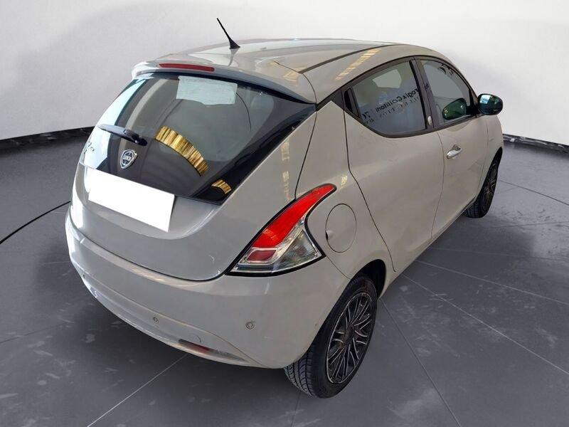 Lancia Ypsilon 5 Porte 1.2 Ecochic 69cv Gold my19