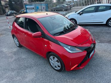 Toyota Aygo 1.0 Autom. 5P **UNICO PROPRIETARIO**