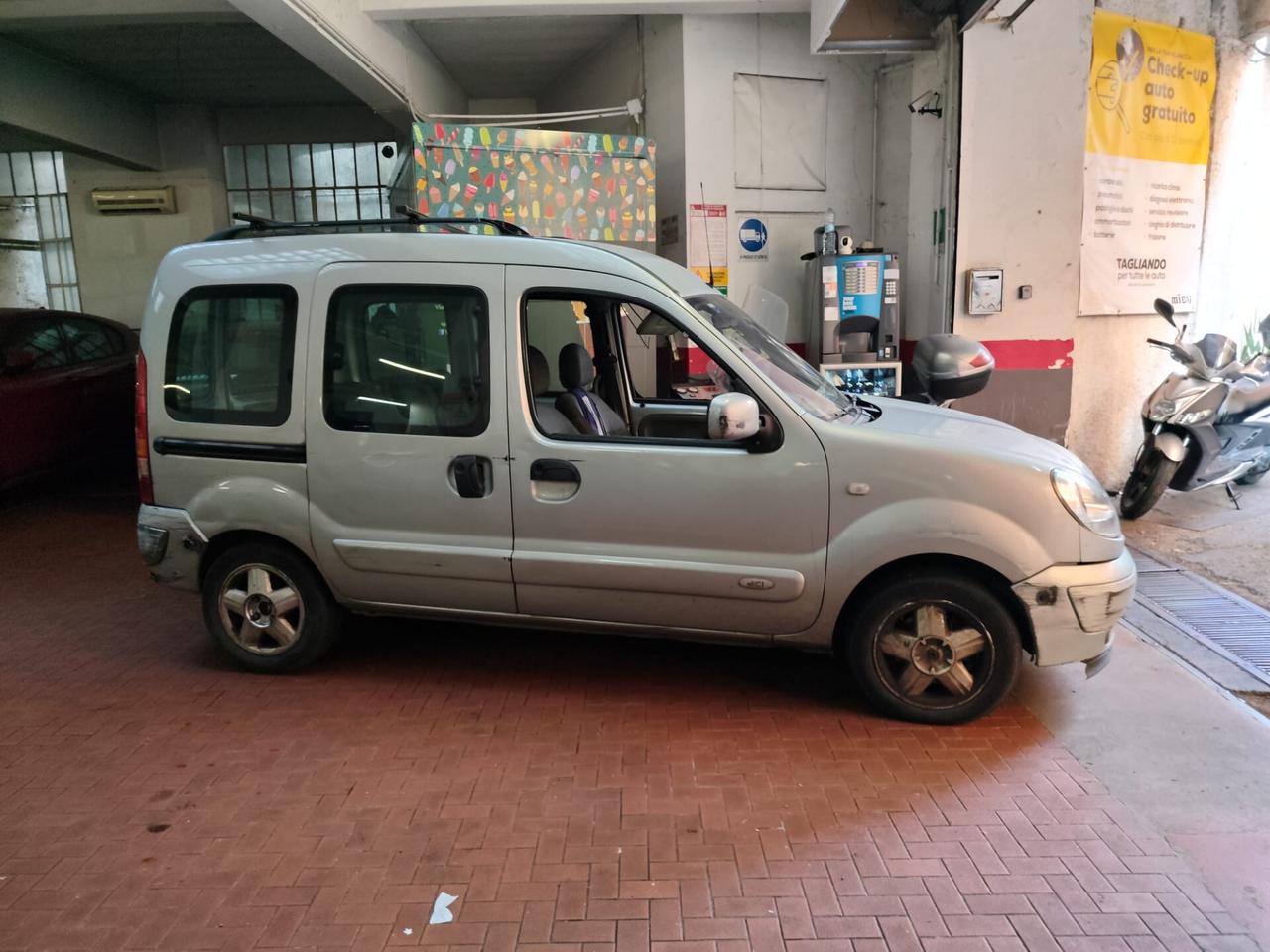 Renault Kangoo 1.5 dCi/84CV 5p. Pampa Luxe