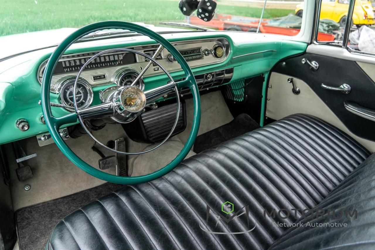 PONTIAC CHIEFTAIN 5.7 V8 - 2 DOOR HARDTOP 1957 - RESTAURO TOTALE