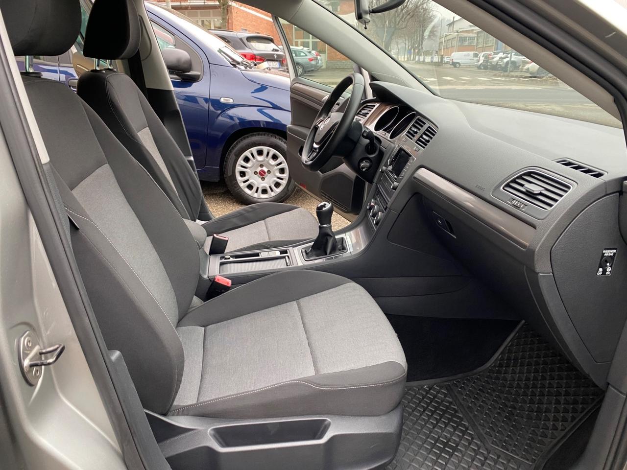 Volkswagen Golf 1.2 TSI 86 cv. 5 pt. COMFORTLINE NEOPATRNTATI!!!