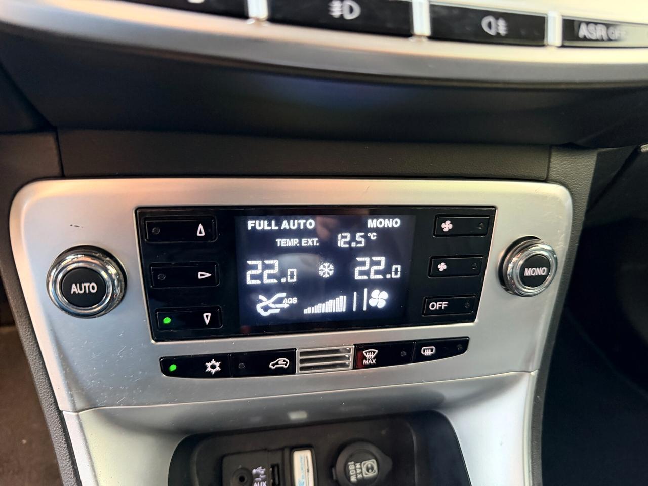 Lancia Delta 1.6 MJT DPF 120 CV Gold