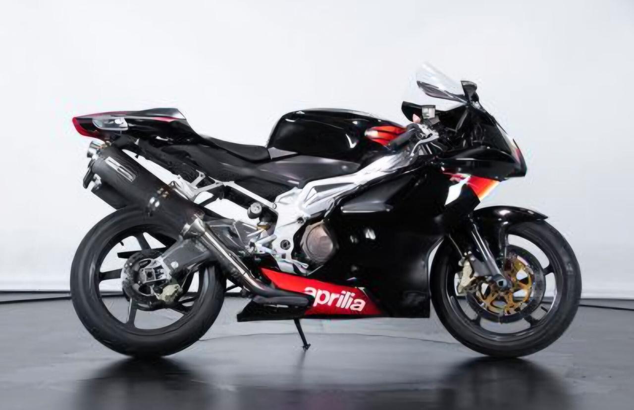 Aprilia Rsv 1000 r Solo 1.100 km
