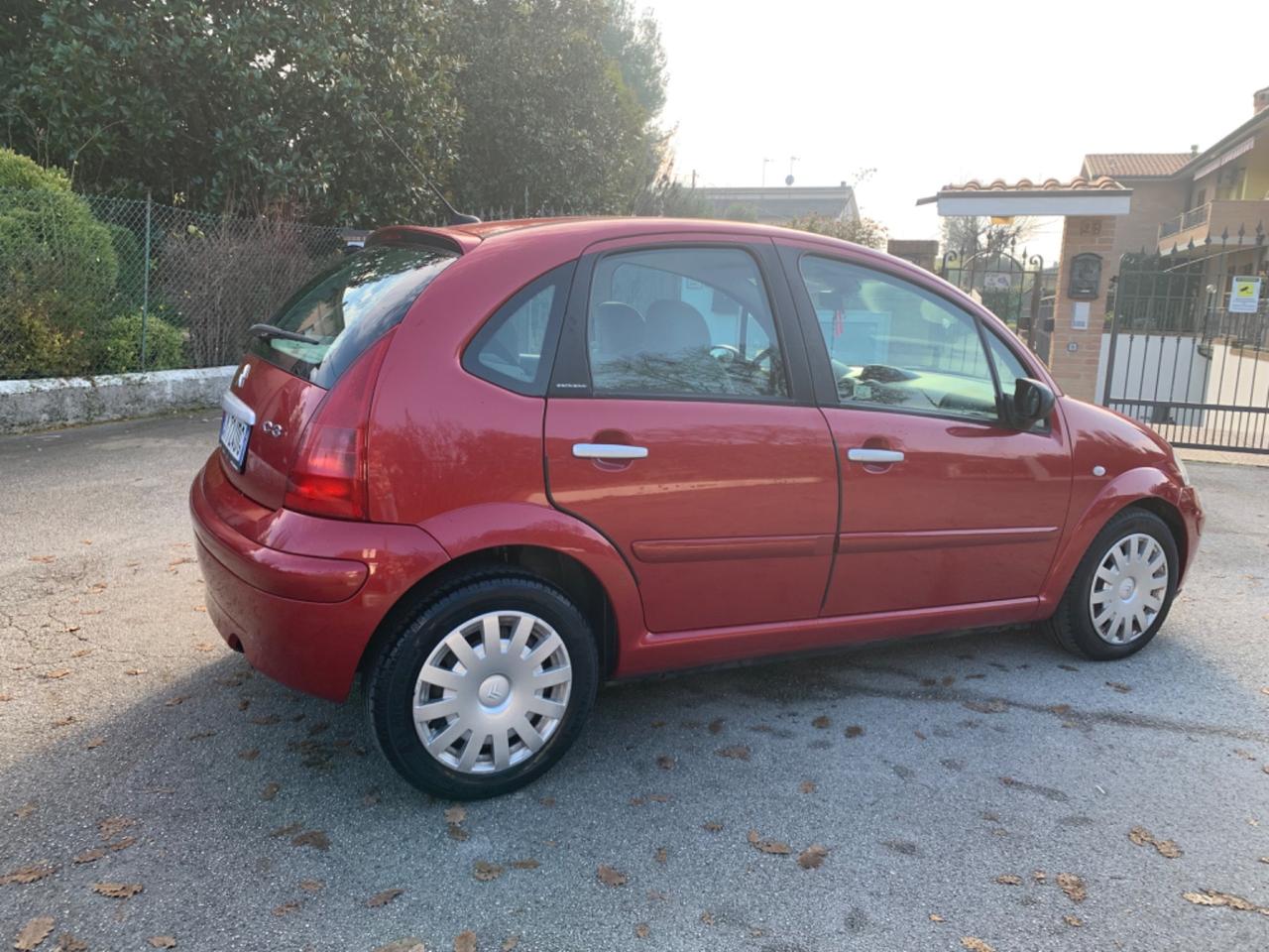 Utilitaria cambio automatico diesel 59800 km