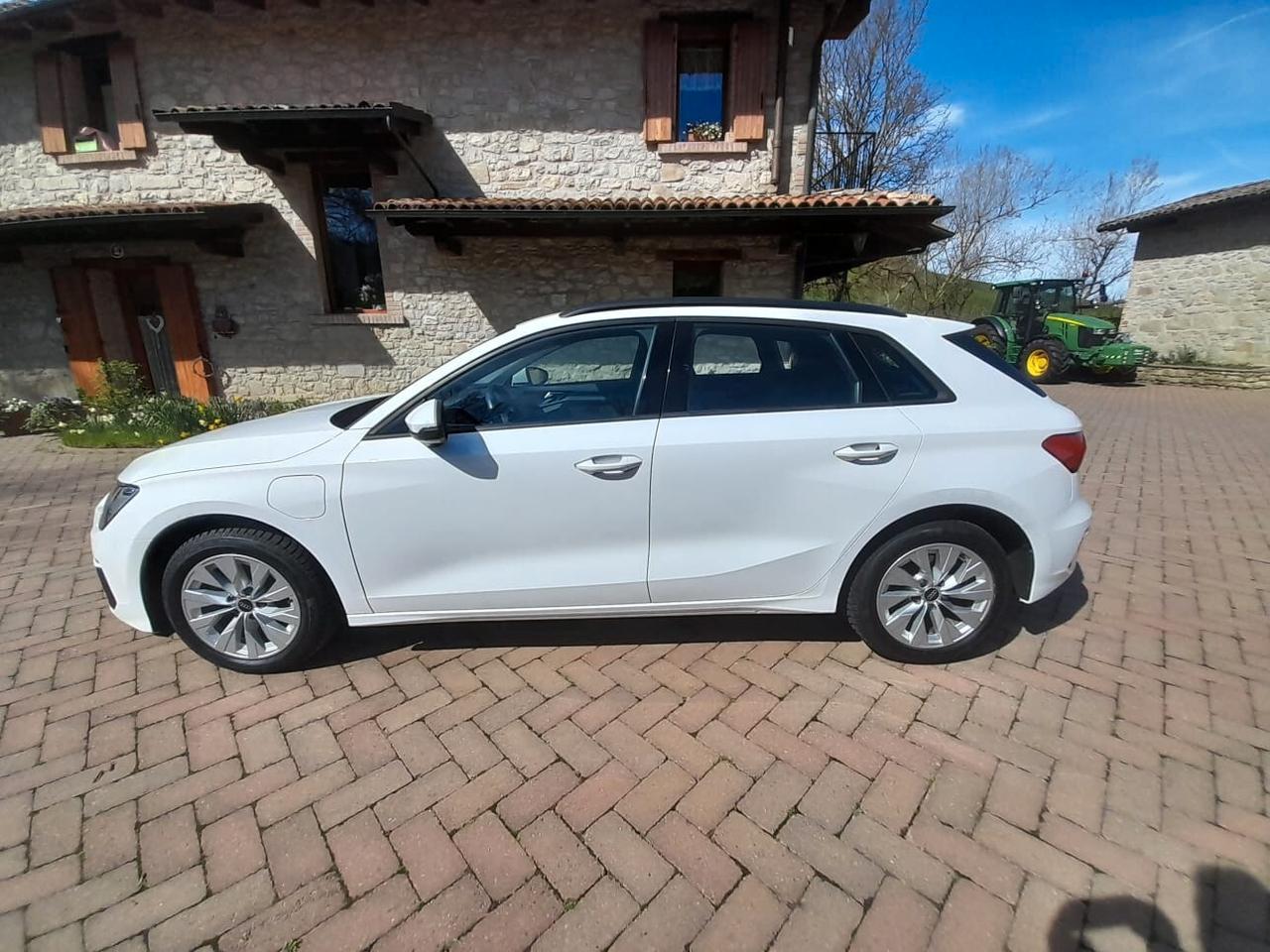 Audi A3 SPB 40 TFSI e S tronic PARI AL NUOVO