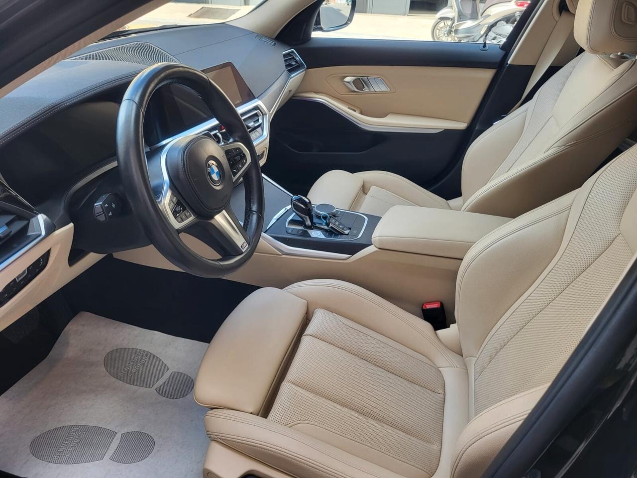 Bmw 318 D 48V Touring Luxury+Pelle+Vetri Oscurati...