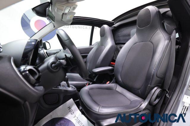 SMART ForTwo 90 0.9 TURBO TWINAMIC CABRIO PASSION FARI LED