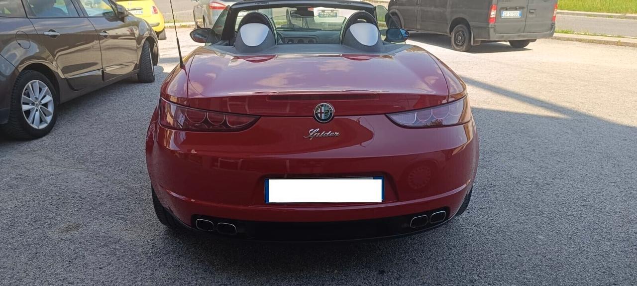 Alfa Romeo Spider 2.2 JTS Exclusive Pininfarina
