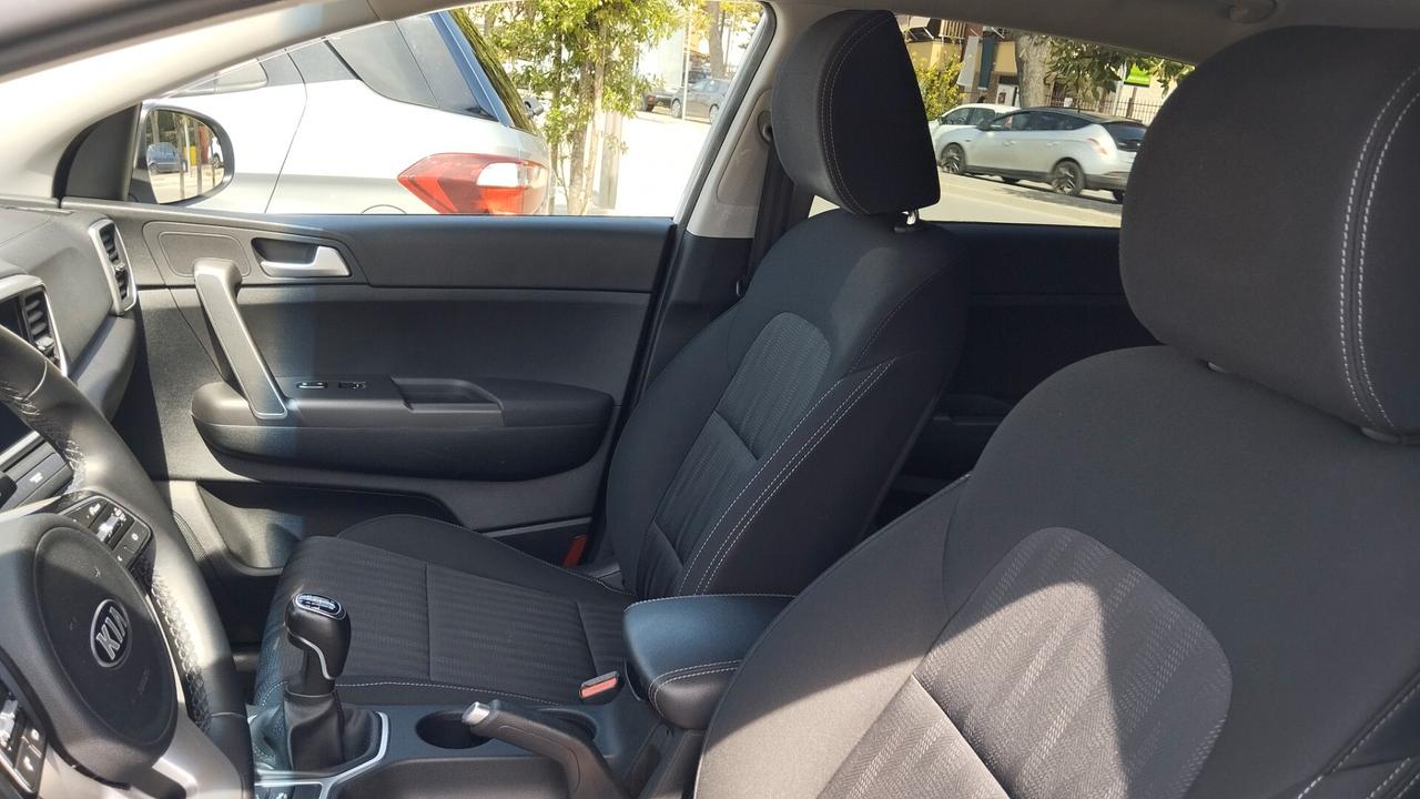 KIA SPORTAGE 1.6 HYBRID-RETROC-GARANZIA FULL