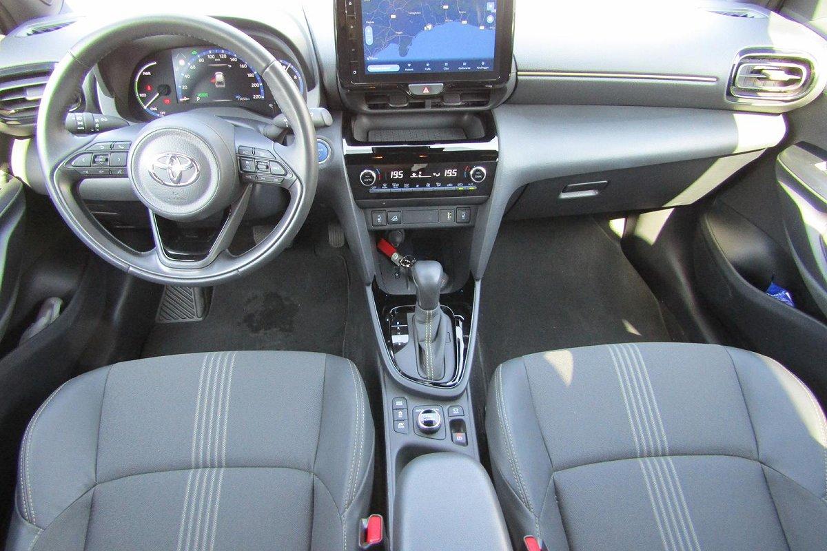 TOYOTA Yaris Cross 1.5 Hybrid 5p. E-CVT AWD-i Adventure