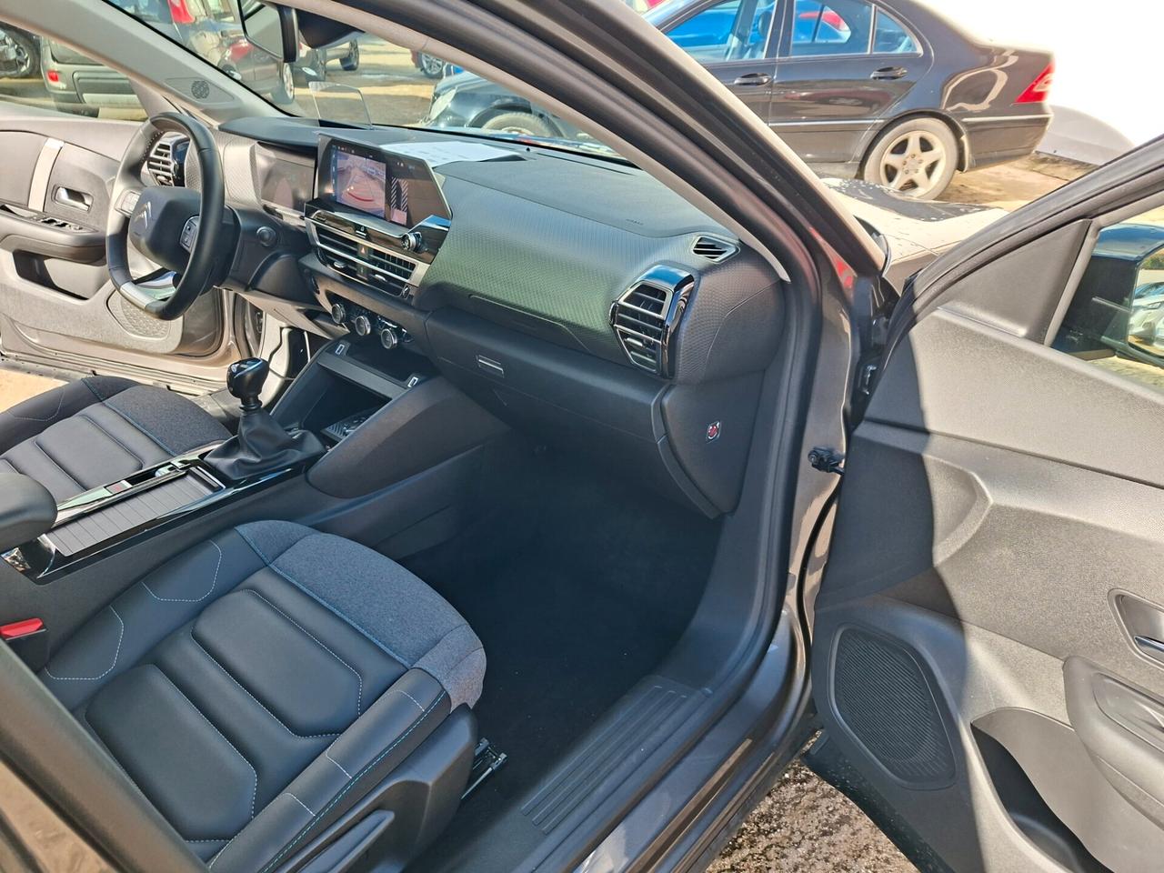 Citroen C4 PureTech 130 S&S EAT8 Shine