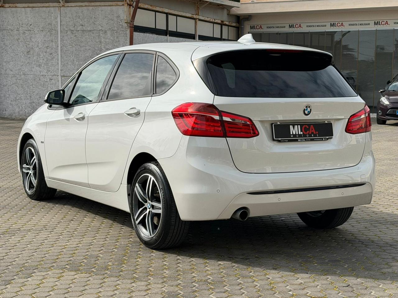 Bmw 218 218d Active Tourer Sport