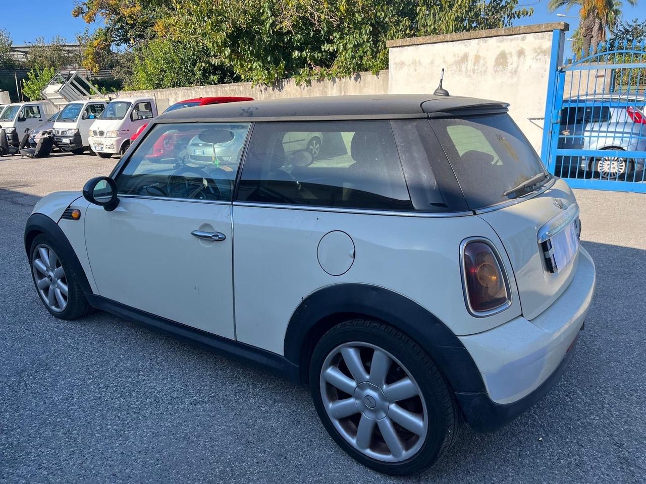 Mini Cooper 1.6 D-full-2008