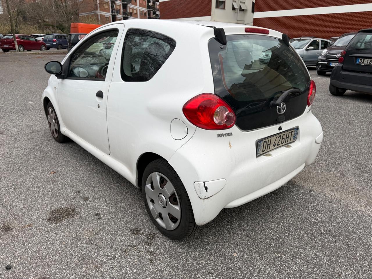 Toyota Aygo 1.0 12V VVT-i 3 porte Sol