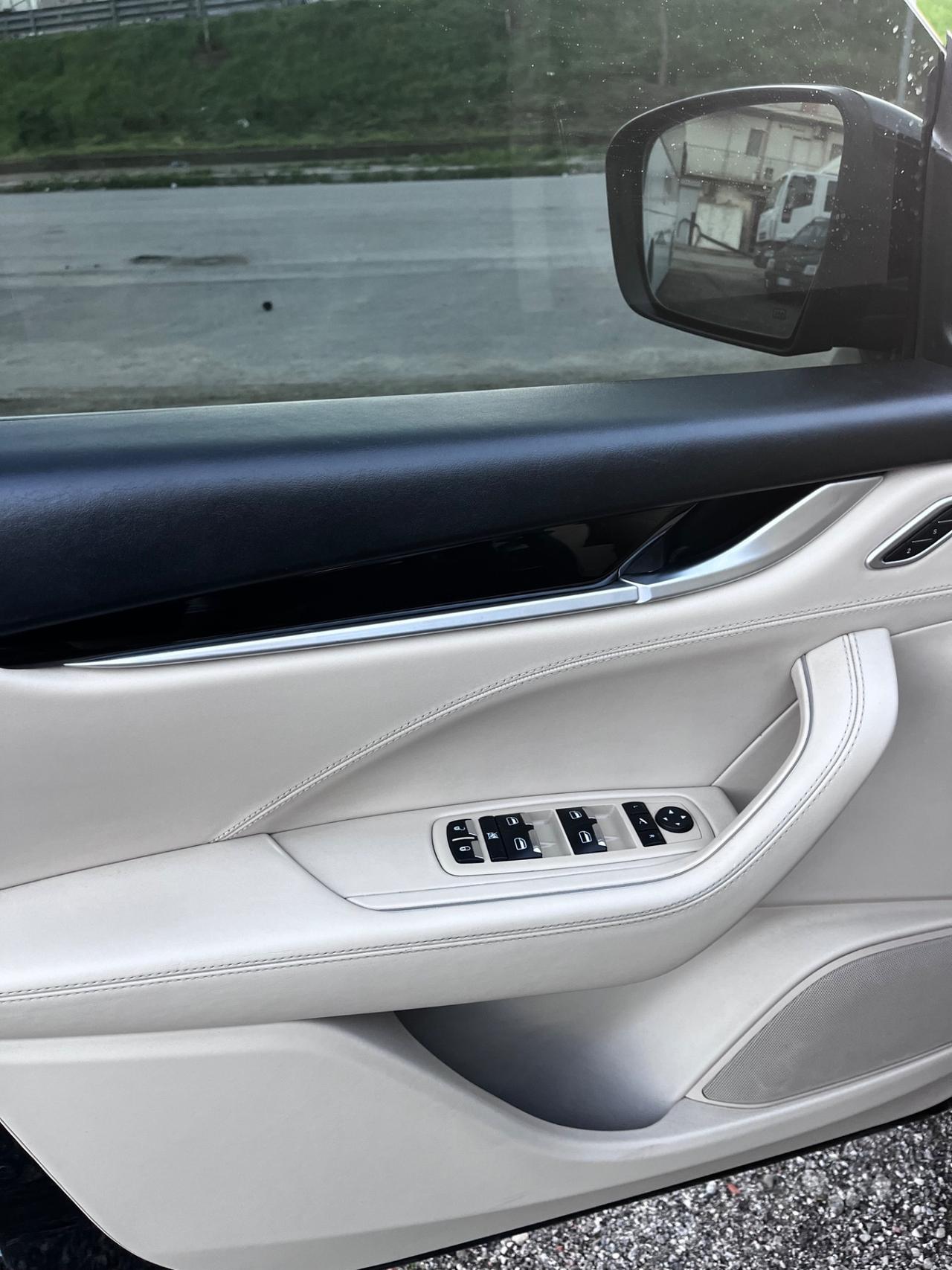 Maserati Levante 3.0 D 275cv Full Nuova!!