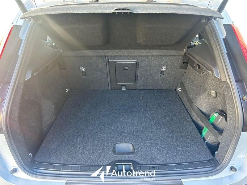 Volvo XC40 D3 150 CV Automatica Momentum Pro