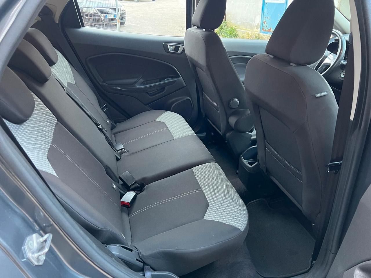 FORD ECOSPORT 1.5 TDCi Titanium - 2015