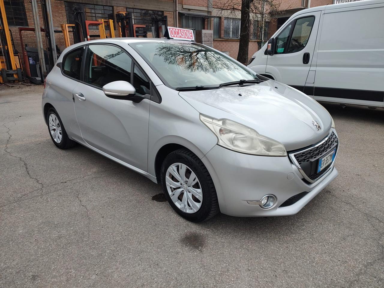 Peugeot 208 1.0 PureTech 12v Access 3P, EURO 5B, OK NEOPATENTATI, GARANZIA L.12 MESI