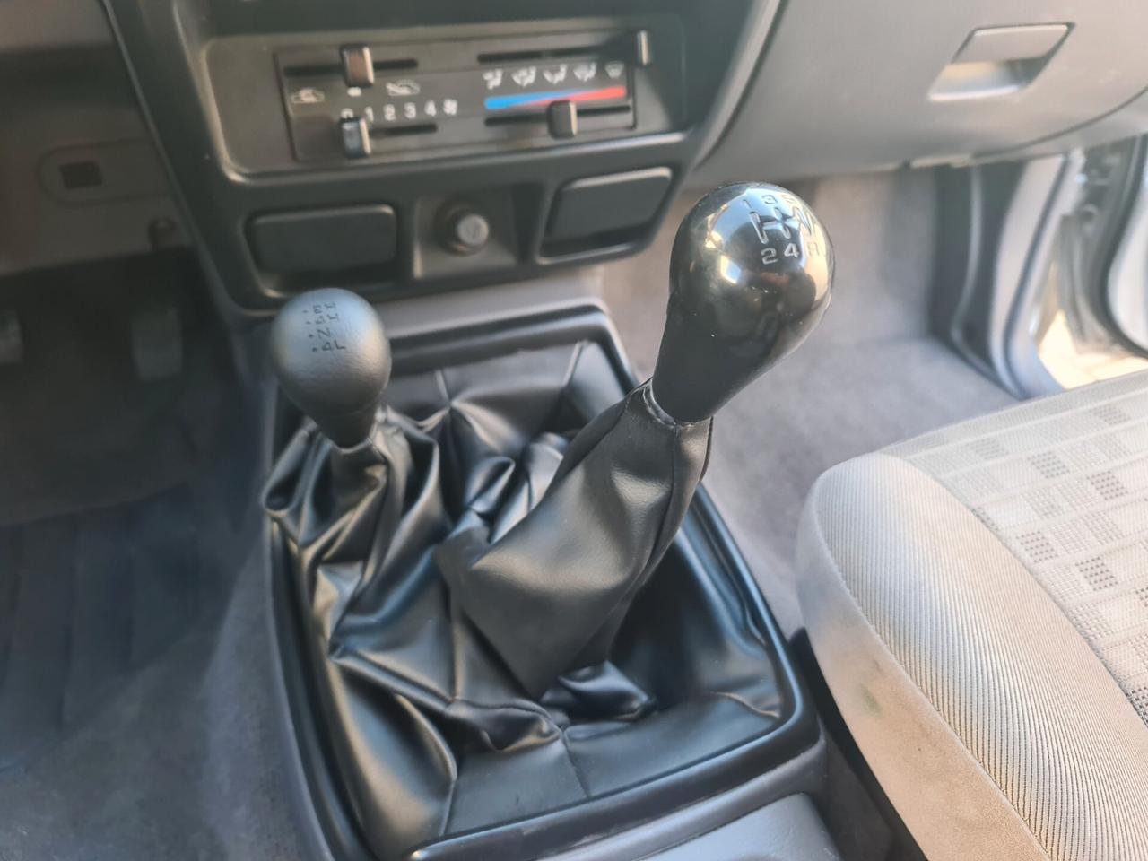 Nissan Navara 4x4 2.5 TD King Cab