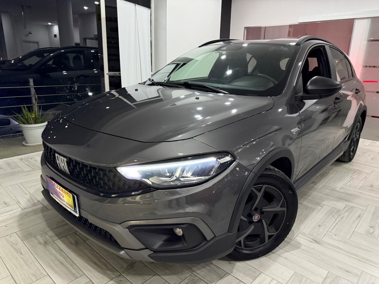 Fiat new Tipo 1.6 Mjt130cv 5P CROSS+FULL LED2022