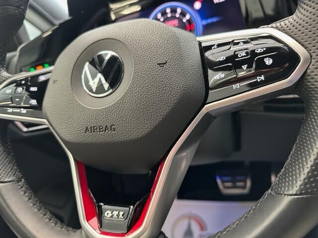 Volkswagen Golf GTI Golf 2.0 TSI GTI DSG