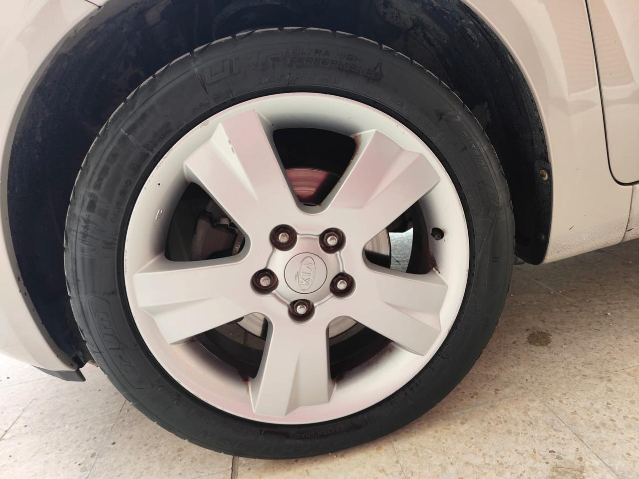 Kia Venga 1.4 BENZINA 90 cv * 108.000km*