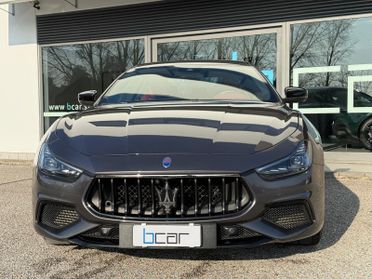 Maserati Ghibli V6 430 CV Q4 Gransport
