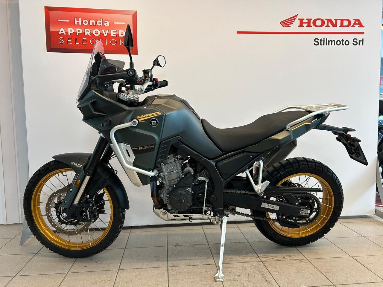 800X Adventure (2024)