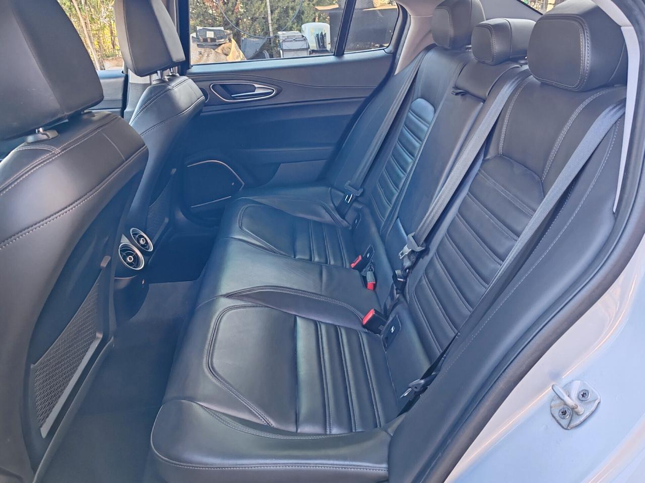 Alfa Romeo Giulia 2.2 TD AT8 190cv Ti