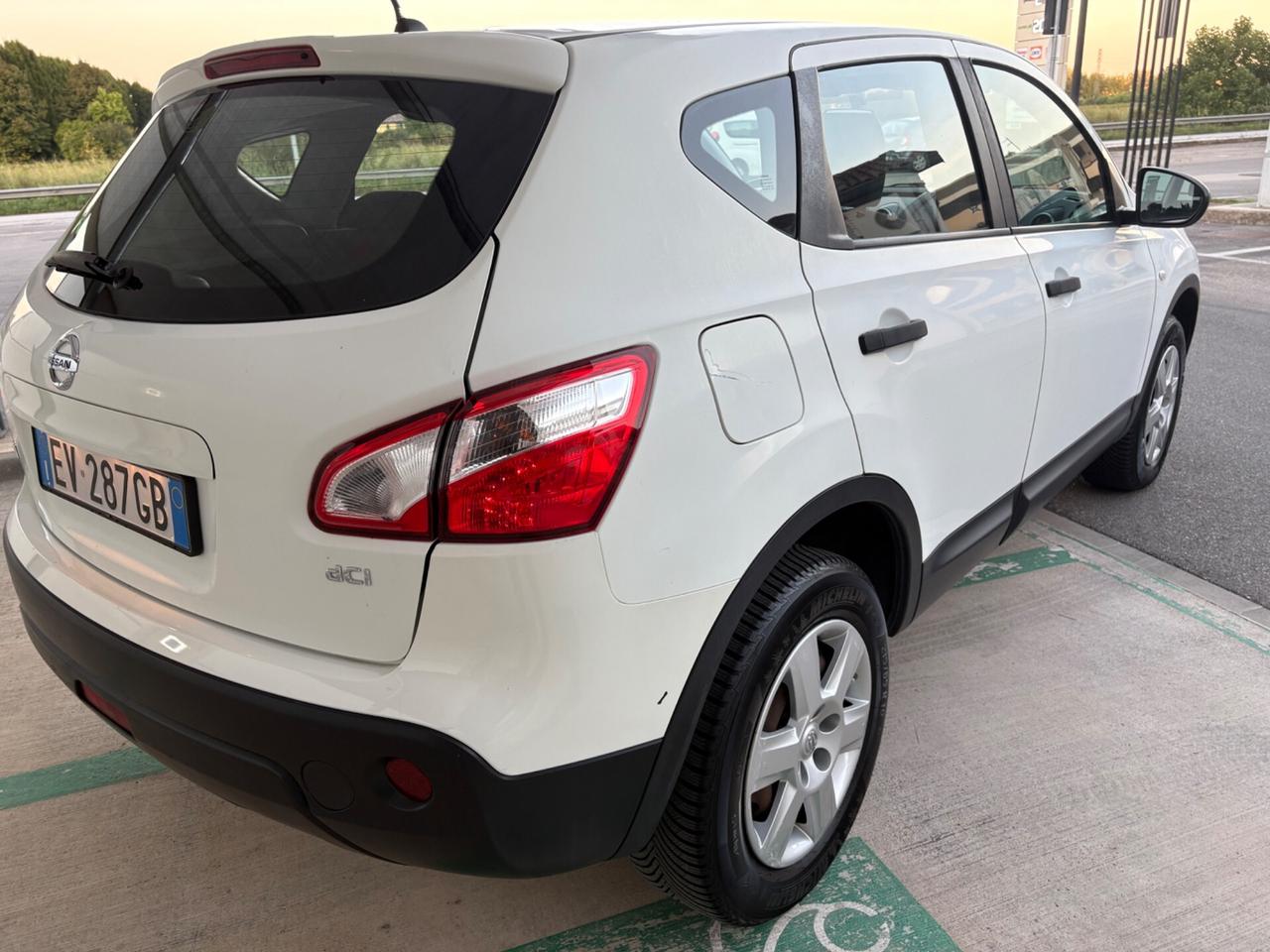 Nissan Qashqai 1.5 dCi anno 2014 garanzia 12/24.