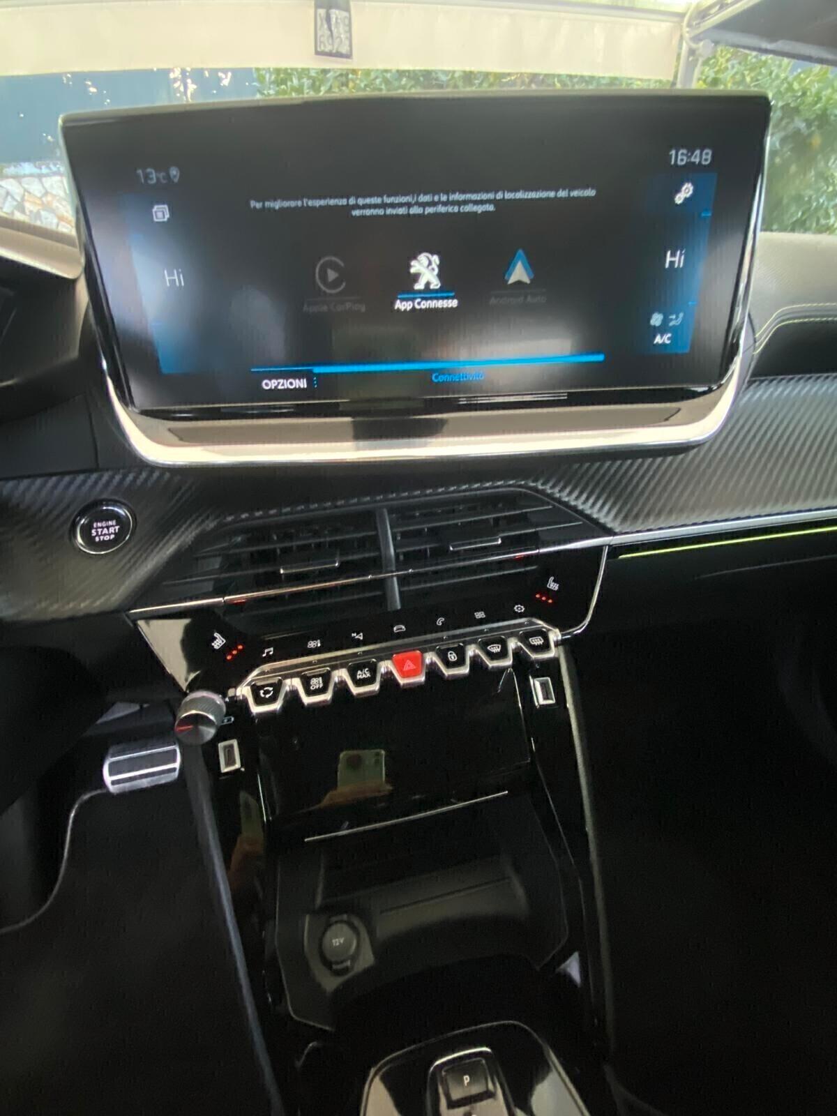 Peugeot 2008 BlueHDi 130 S&S EAT8 GT