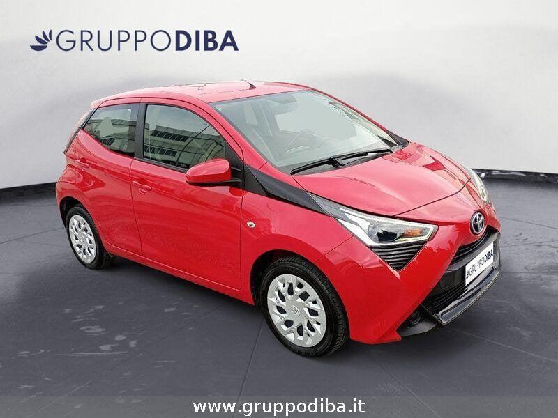Toyota Aygo II 2018 5p 5p 1.0 x-cool 72cv