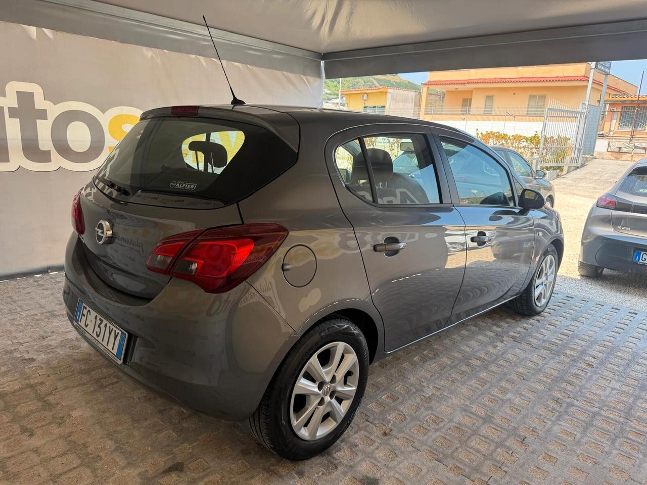 Opel Corsa 1.2benzina 5 porte