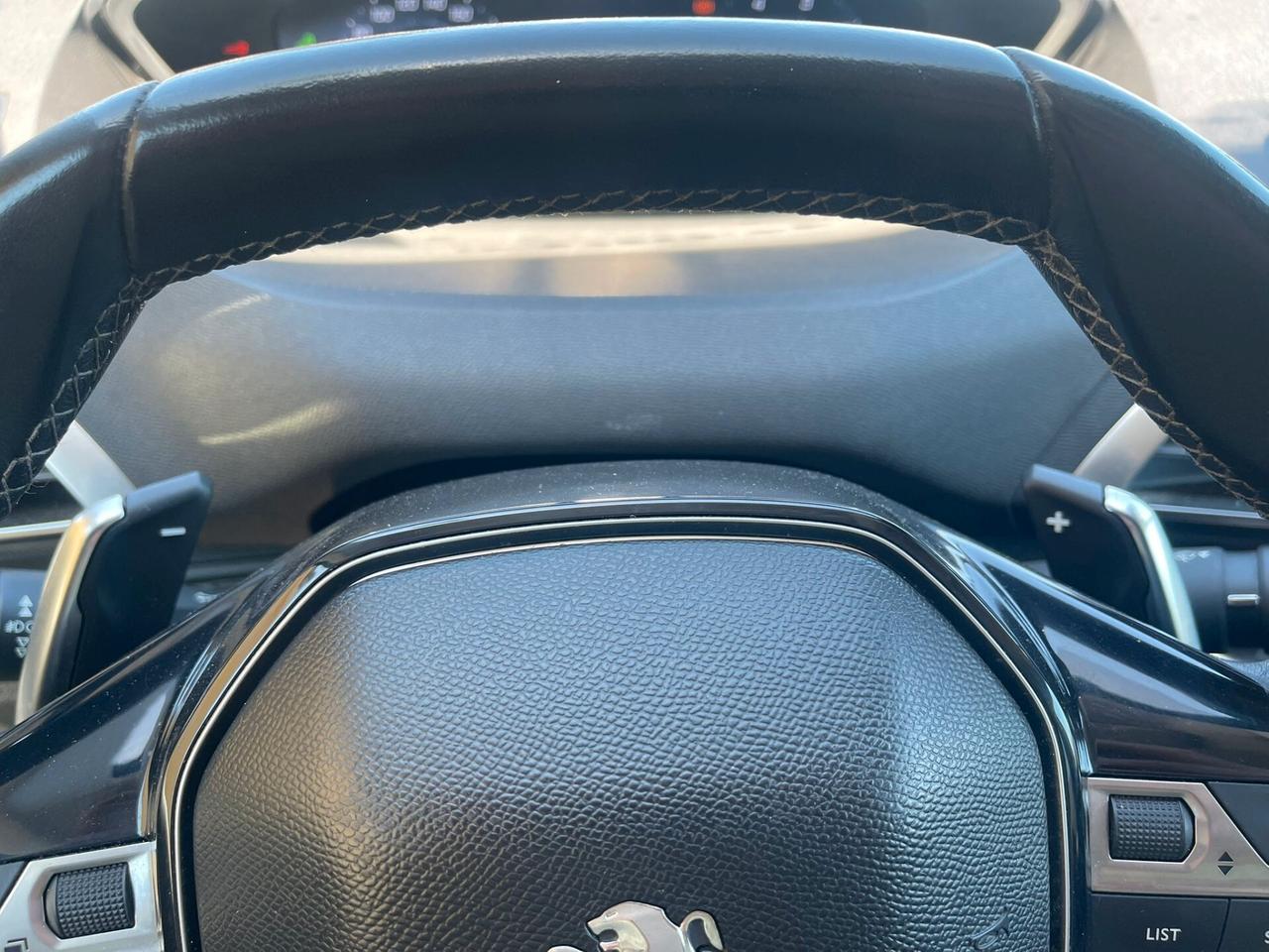 Peugeot 3008 BlueHDi 130 S&S EAT8 Allure