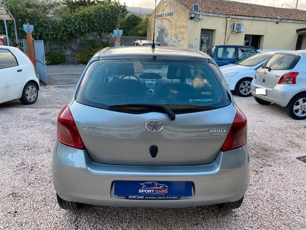 Toyota Yaris 1.4 D-4D 5 porte Sol