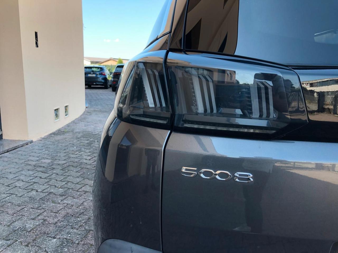 Peugeot 5008 BlueHDi RESTYLING