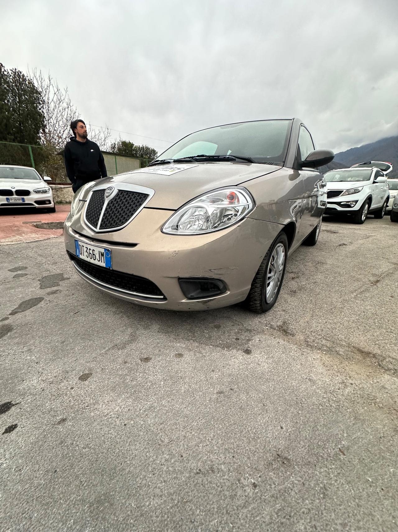 Lancia Ypsilon 1.4 Oro Ecochic GPL
