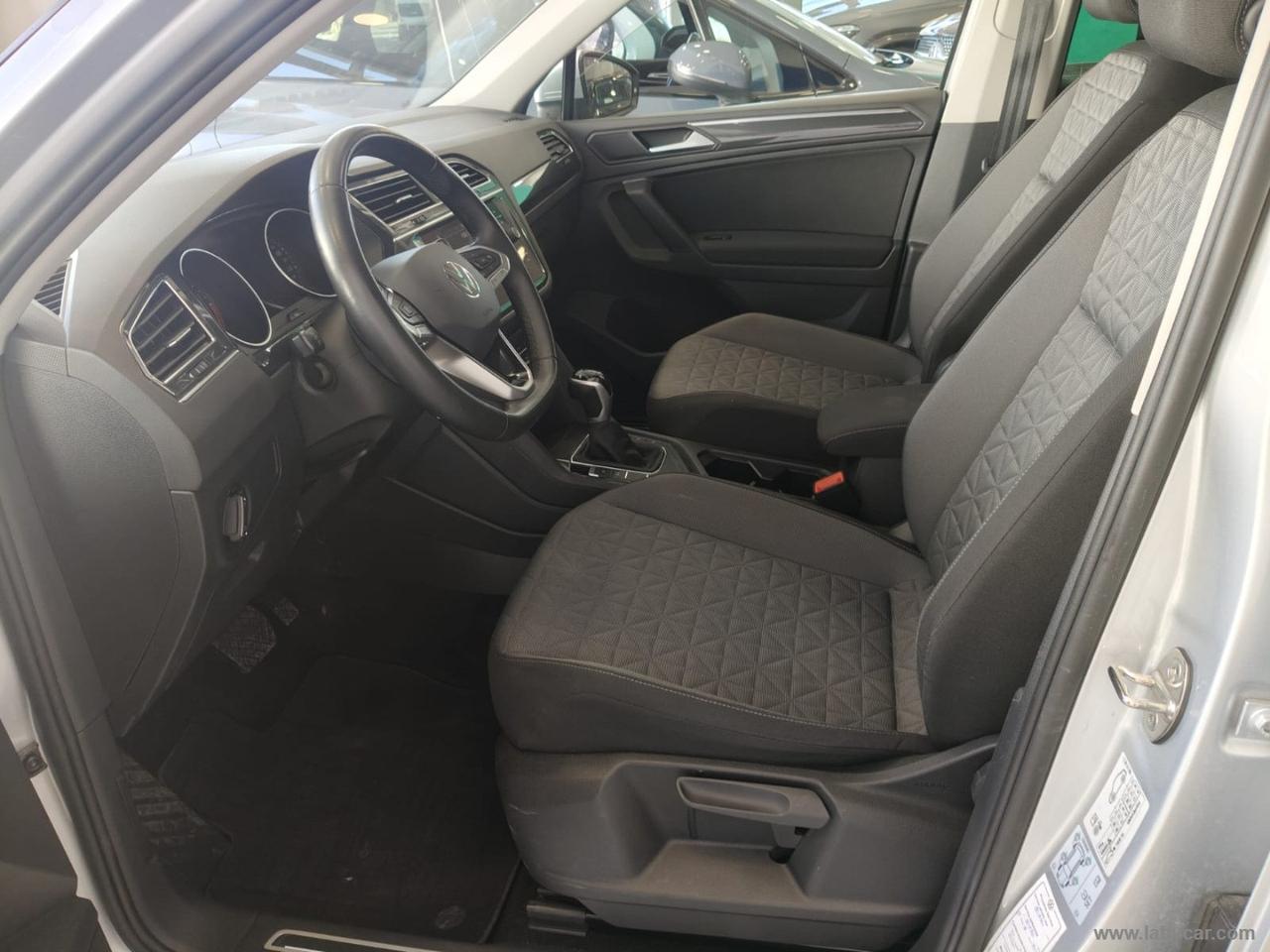 VOLKSWAGEN Tiguan 2.0 TDI 150CV SCR DSG Life