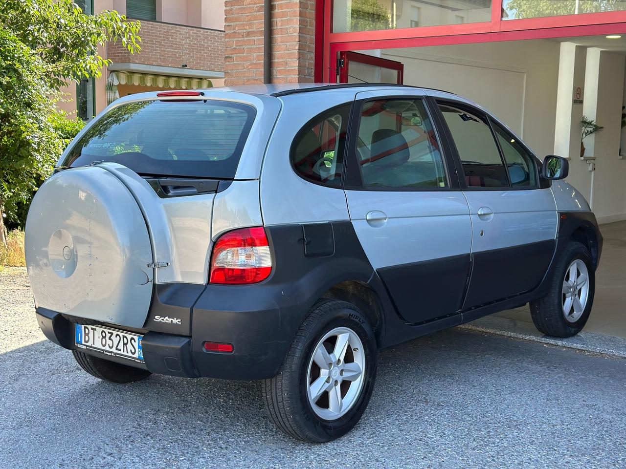Renault Megane Scénic Evol. 1.9 dCi cat RX4 Salomon