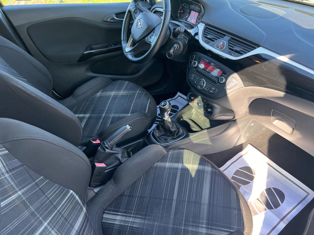 Opel Corsa 1.4 90CV GPL Tech 5 porte b-Color