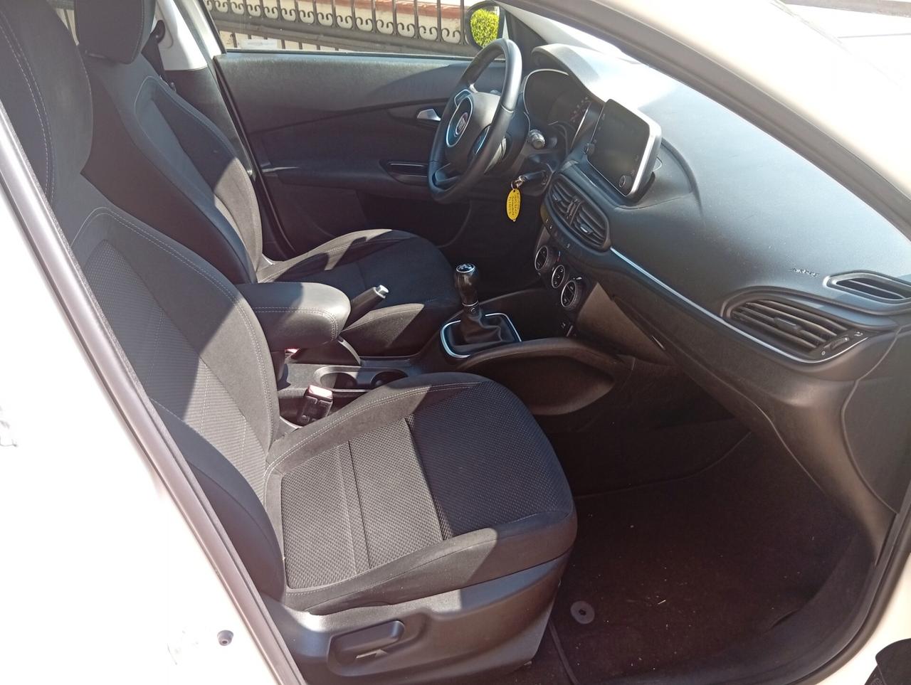 Fiat Tipo 1.6 Mjt S&S 5 porte Lounge