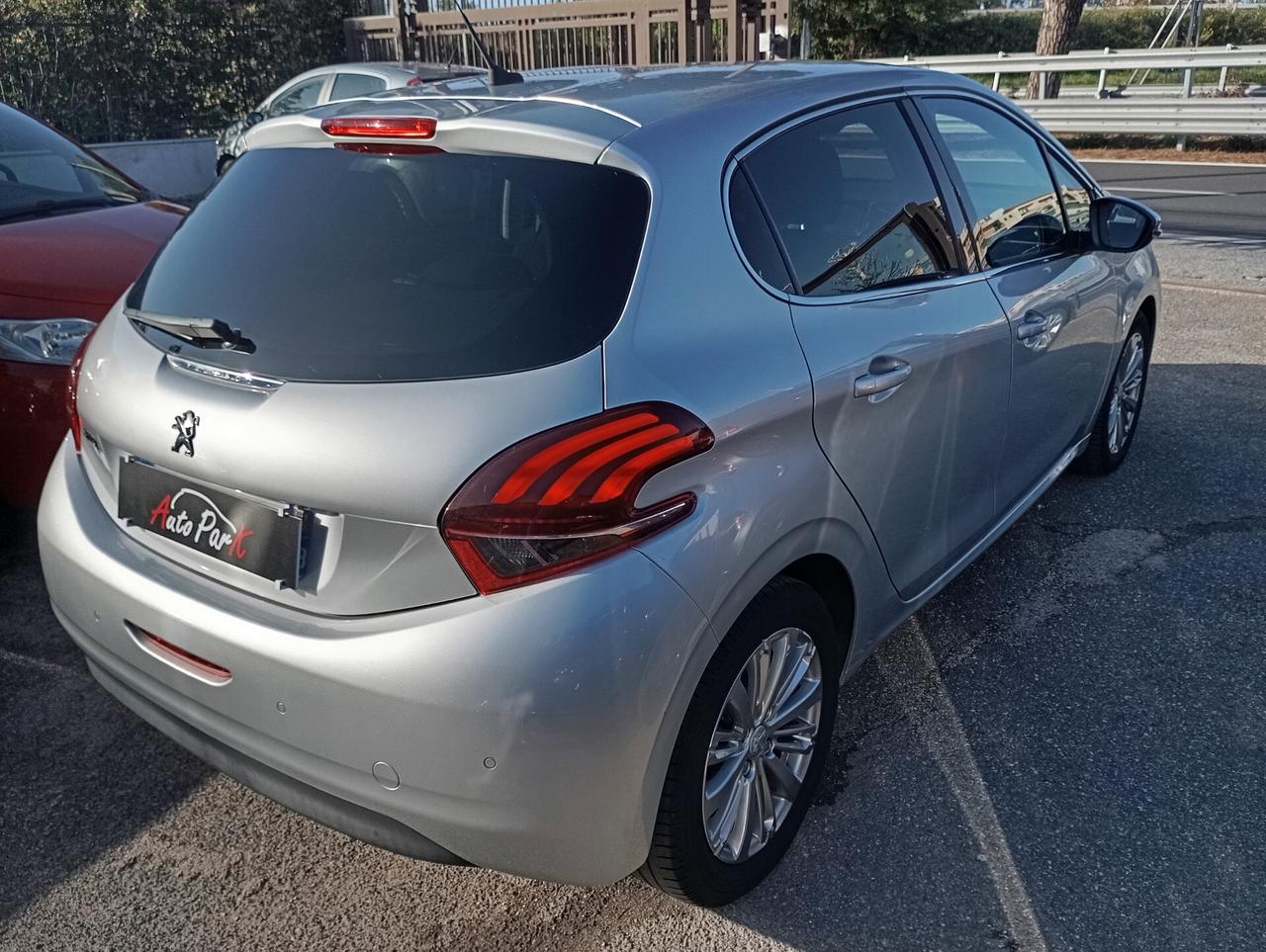 Peugeot 208 5P 1.2 PureTech T. 110CV Allure Aut.