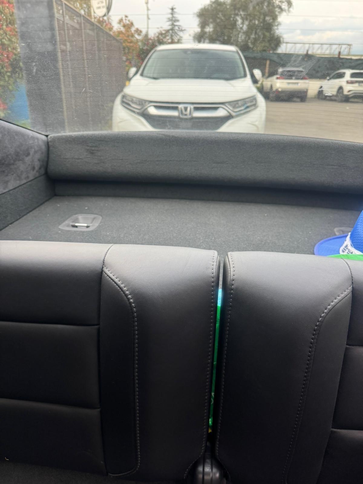 Porsche 911 3.0 Carrera 4 Cabriolet