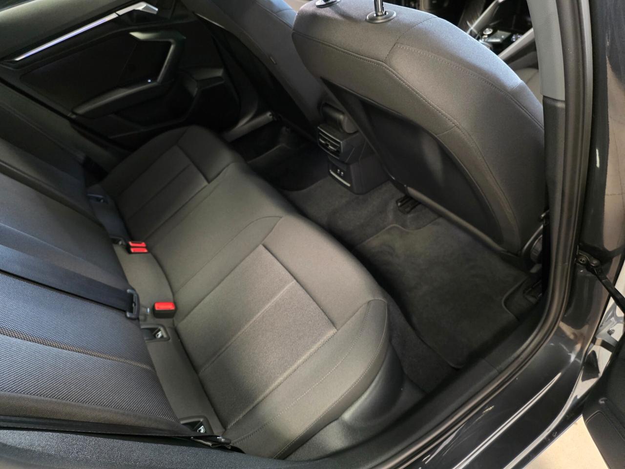 Audi A3 Sedan 30 TDI Business Advanced