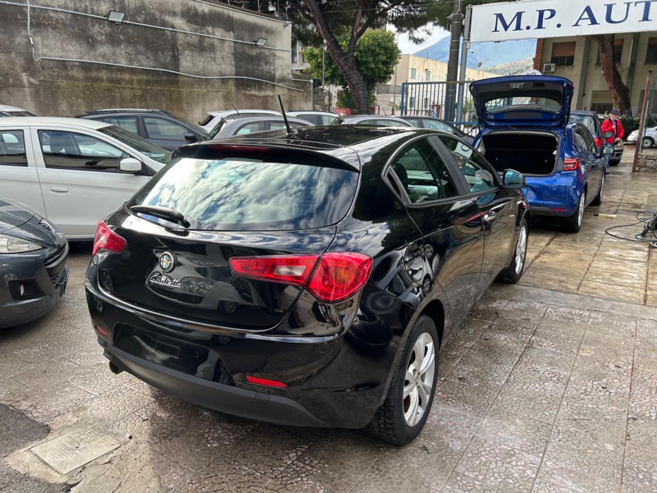 Alfa Romeo Giulietta 1.6 JTDm-2 105 CV Distinctive