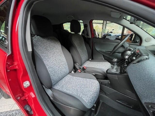 Lancia Ypsilon 1.0 FireFly 5 porte S&S Hybrid Ecochic Gold