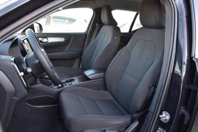 VOLVO XC40 T4 Recharge Plug-in Hybrid Inscription Expression