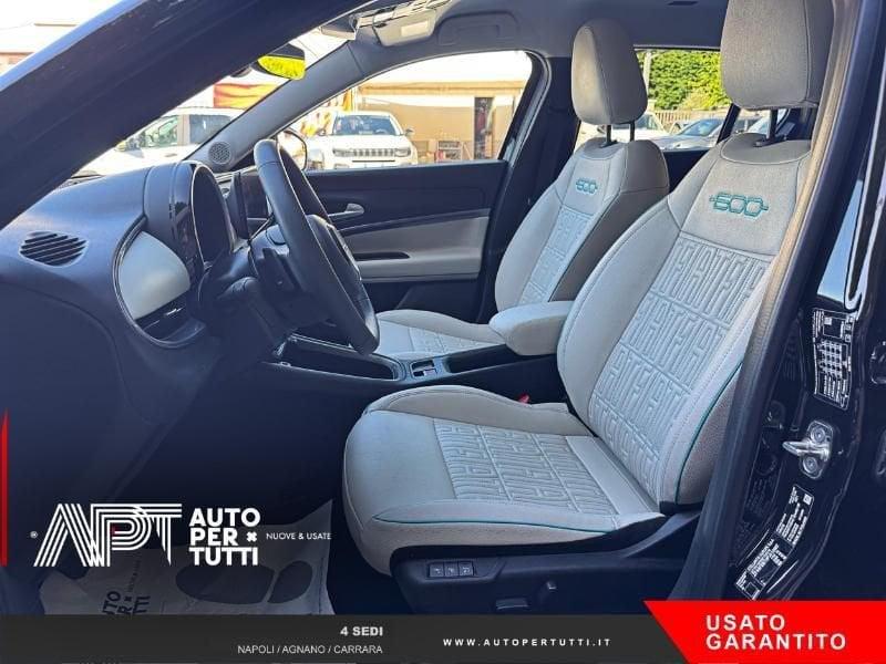 FIAT 600 600 1.2 hybrid La Prima 110cv auto
