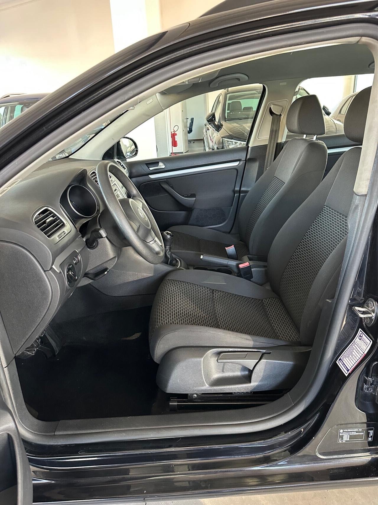 Volkswagen Golf Variant 1.6 TDI DPF Comfortline
