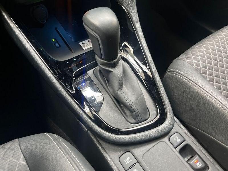 Toyota Yaris Hybrid Style MY22